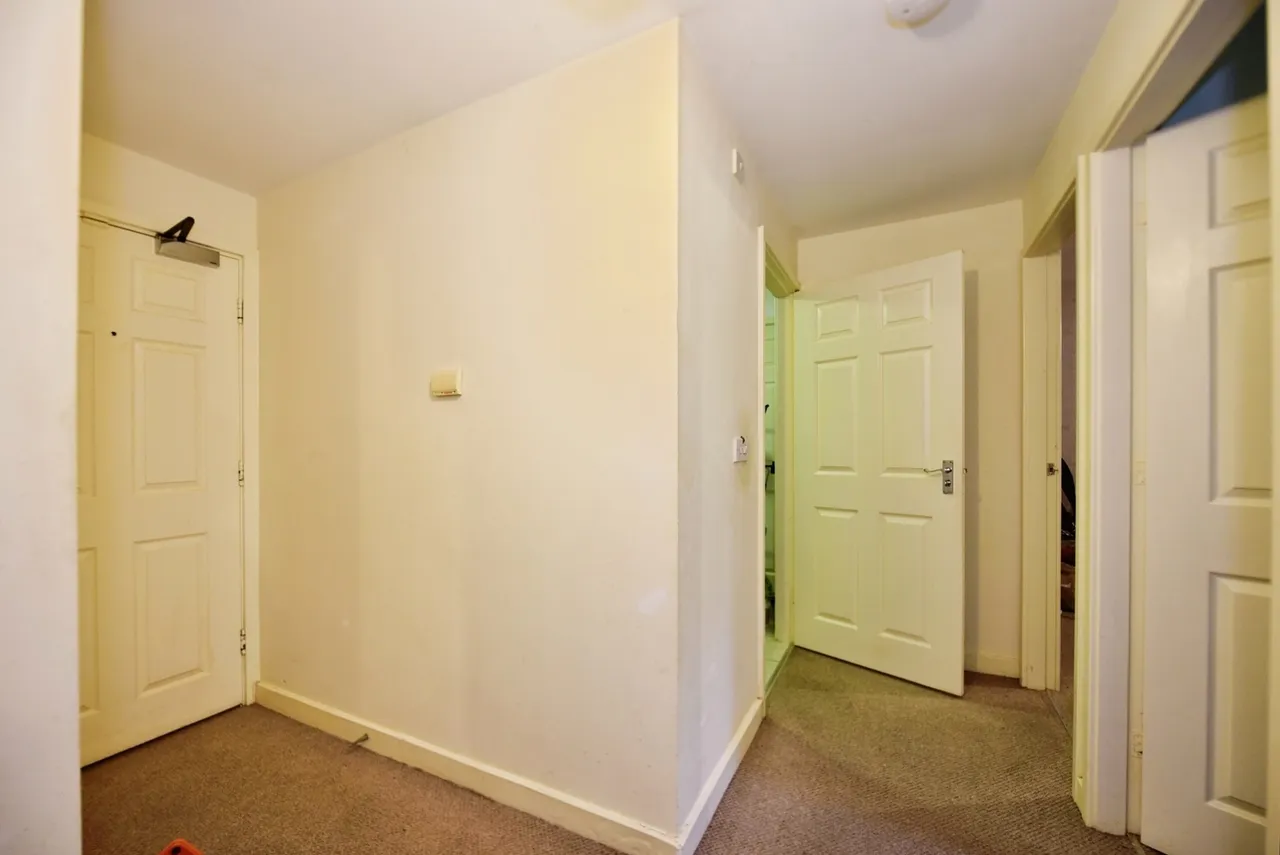 Queen Mary Rise, Sheffield, South Yorkshire, S2, photo 6