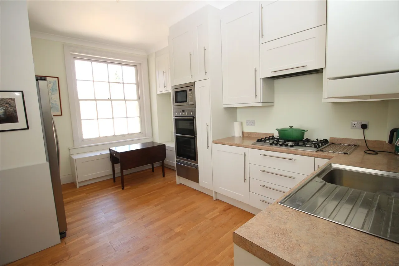 Chilling Street, Sharpthorne, East Grinstead, West Sussex, RH19 4JF, photo 4