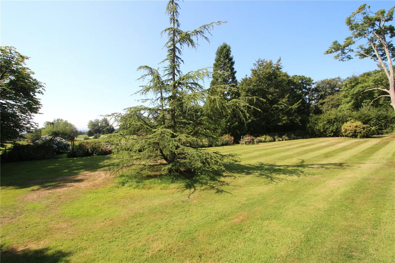 Chilling Street, Sharpthorne, East Grinstead, West Sussex, RH19 4JF, photo 10