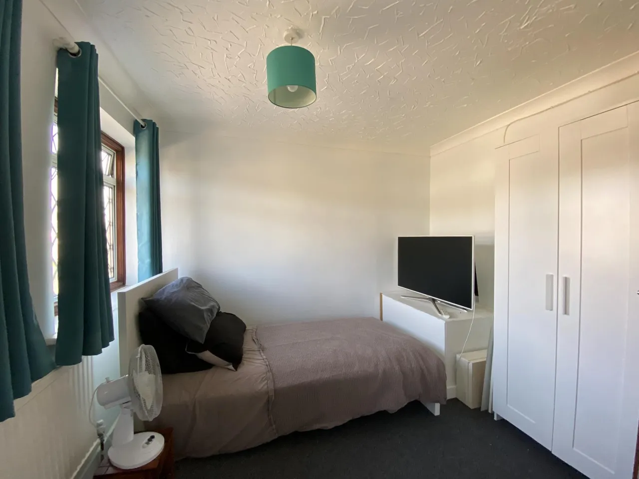 Dorset Gardens, Rochford, SS4, photo 5