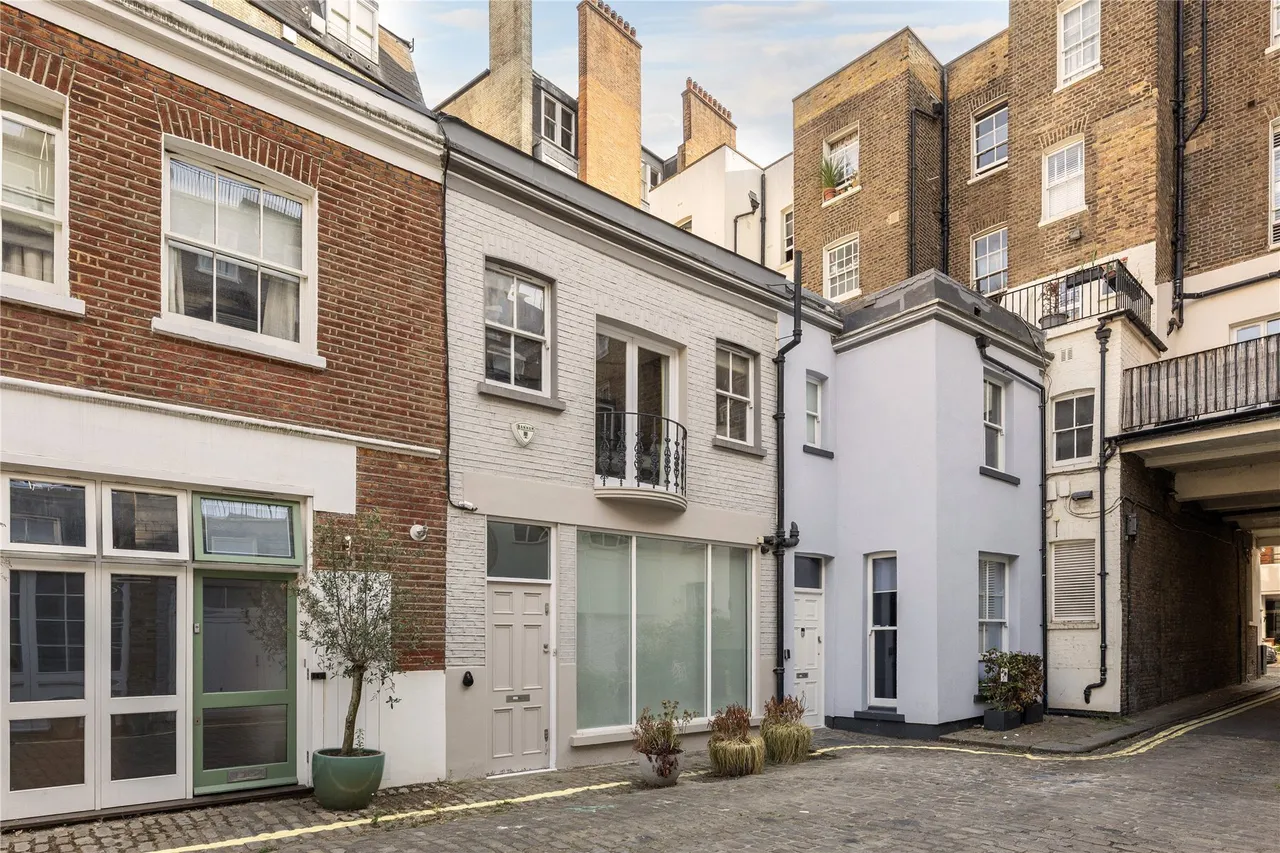 Princes Mews, London, W2, photo 2