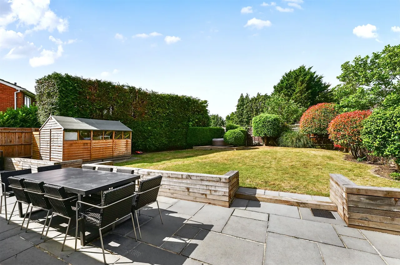 Grange Road, Ash, Guildford, Surrey, GU12 6ES, photo 3