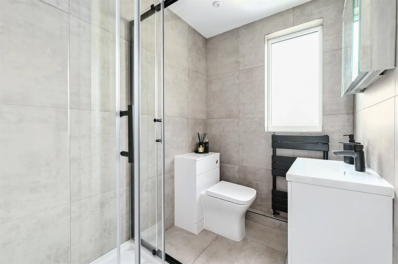 Grange Road, Ash, Guildford, Surrey, GU12 6ES, photo 17