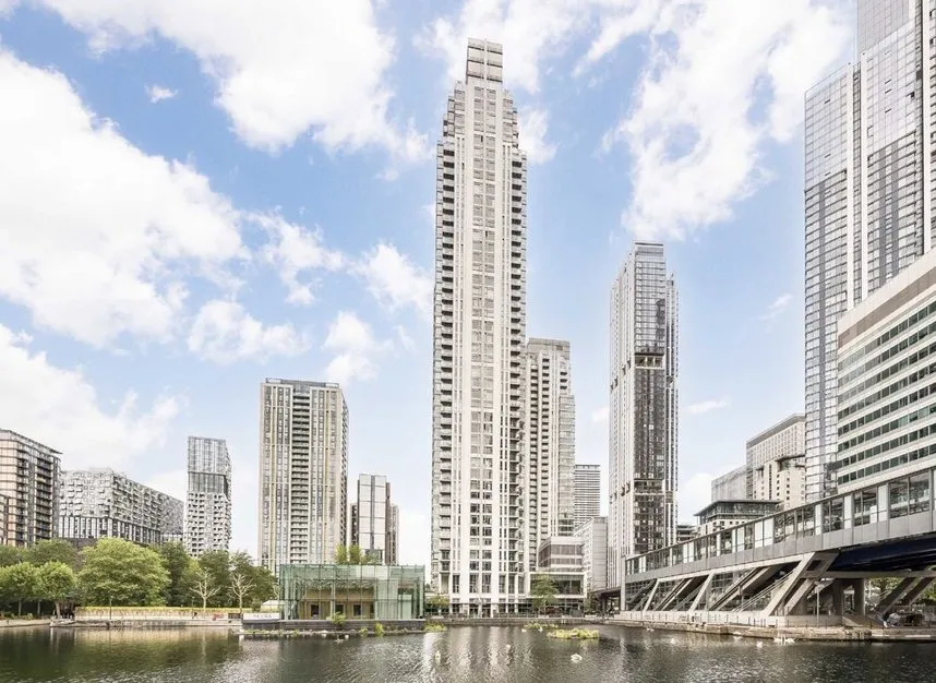 flat for sale — Pan Peninsula Square, Canary Wharf, E14
