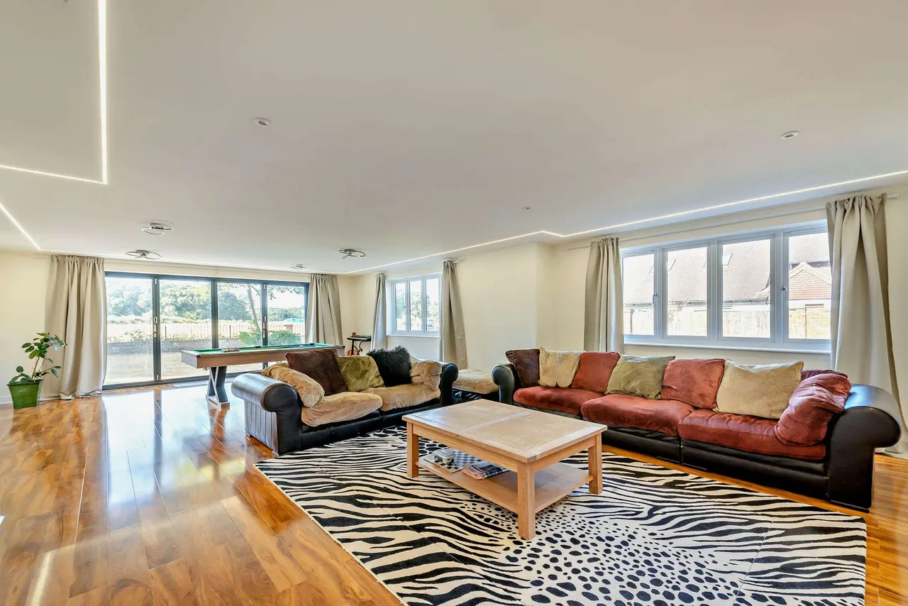 Reading Road, Rotherwick, RG27, photo 2
