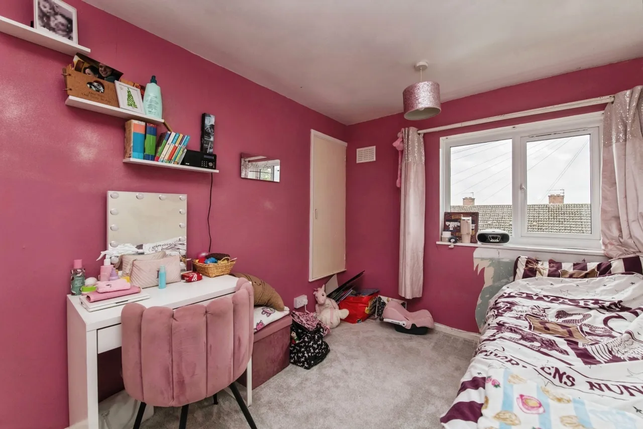 Elaine Close, Exeter, EX4, photo 8