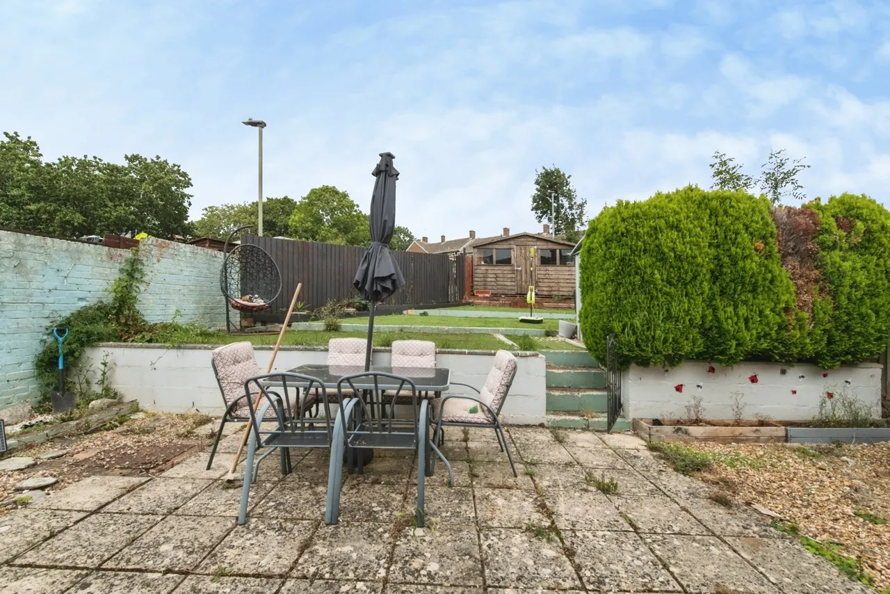 Elaine Close, Exeter, EX4, photo 11