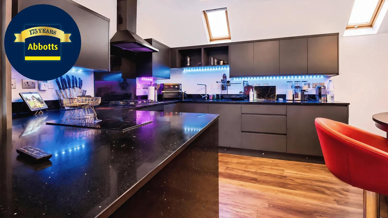 Baden Powell Close, Great Baddow - CM2, photo 6