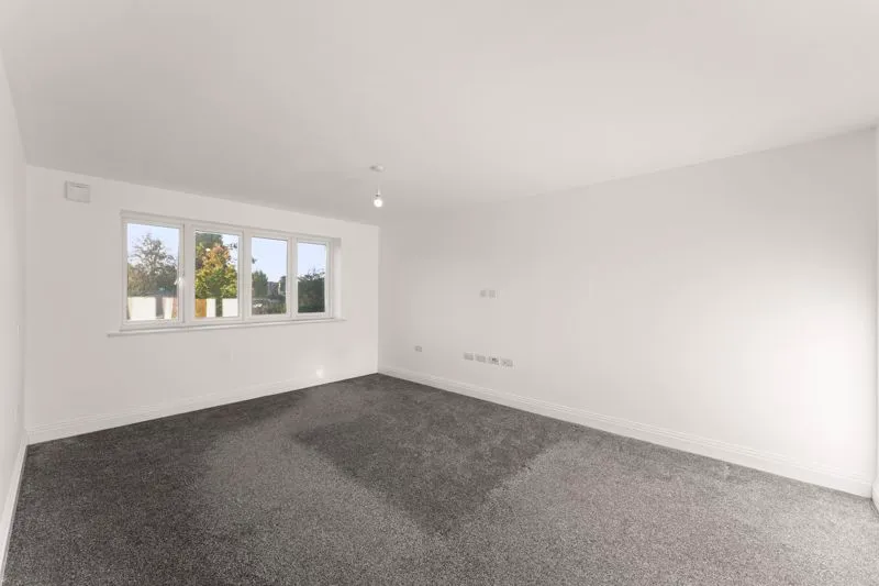 Astha Court, Kings Avenue, Greenford, photo 5