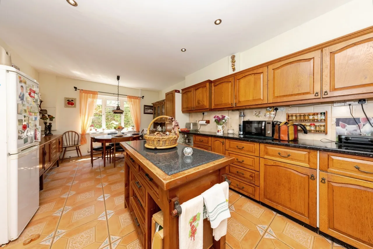 Pendine, Carmarthen, SA33, photo 6