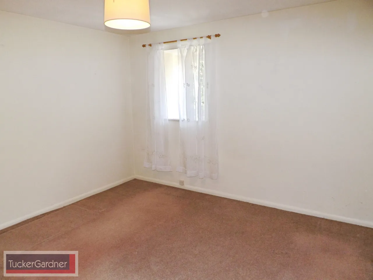 Kingfisher Close, Sawston, CB22, photo 6