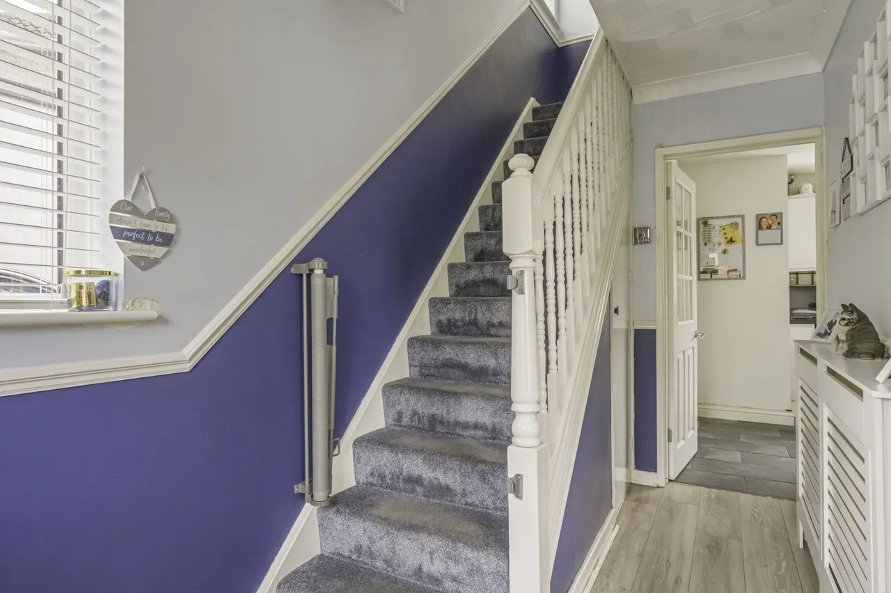 Sunningdale Road, Swindon, SN25, photo 13