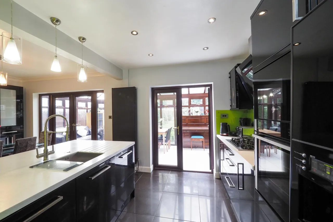 Woodland Avenue, Derby, DE72, photo 4