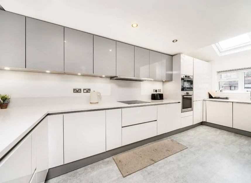Telegraph Place, London, E14, photo 2
