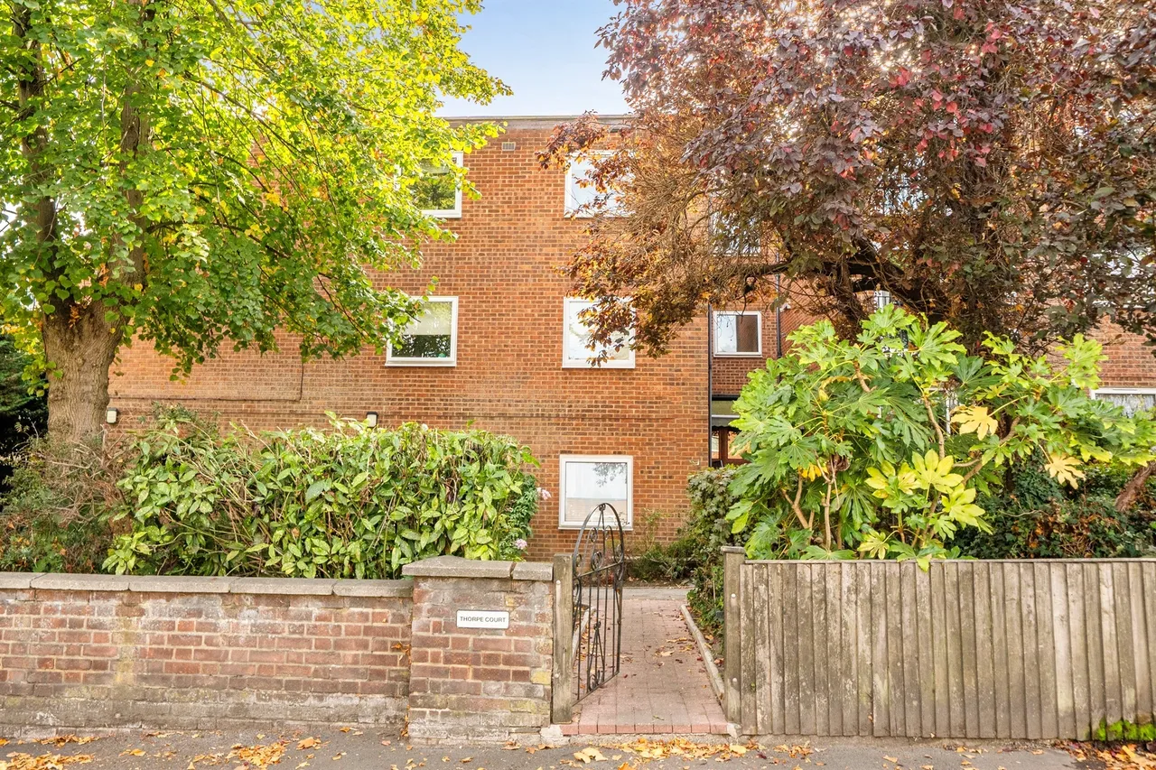 Waverley Road, Enfield, EN2, photo 10