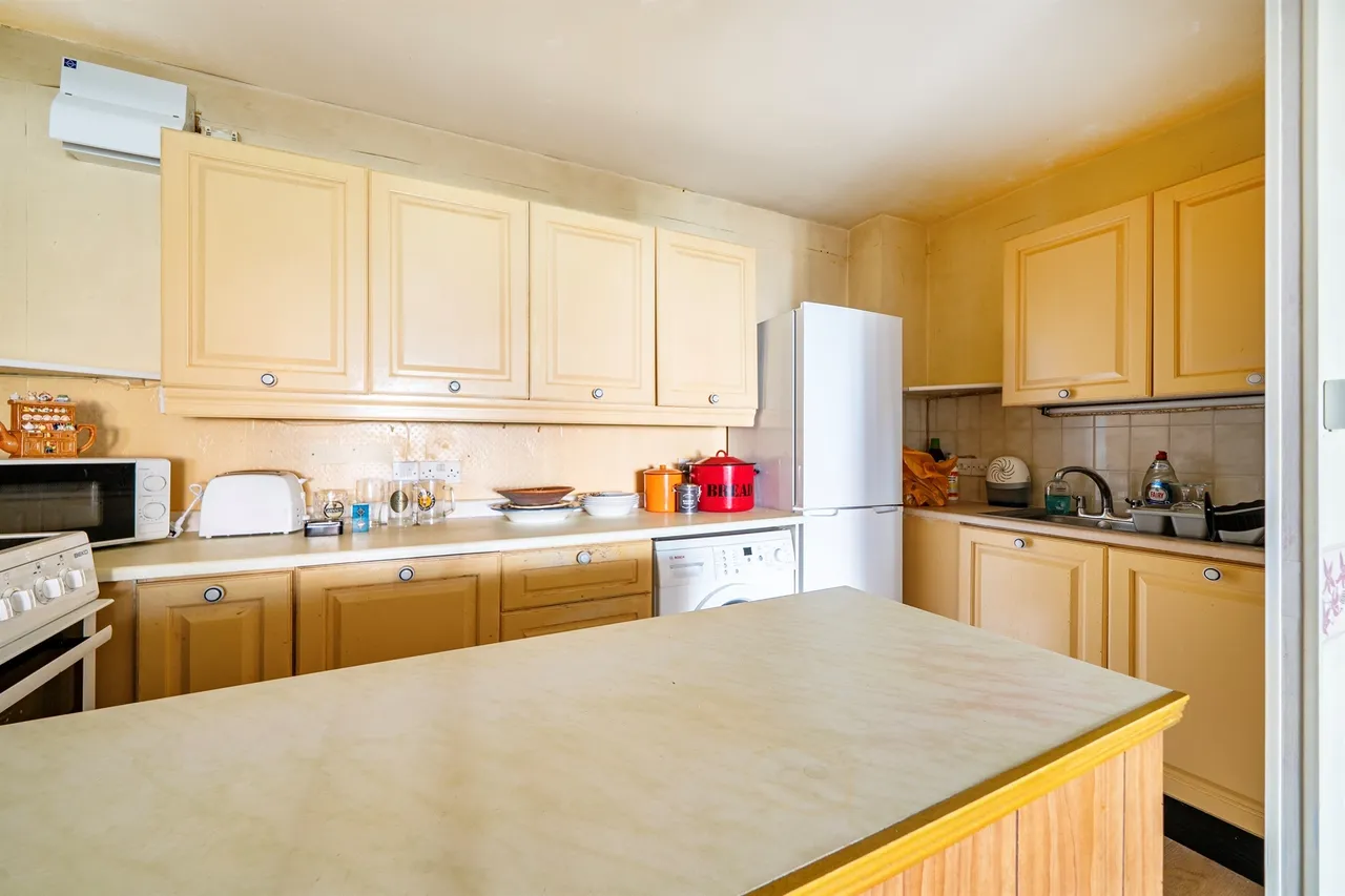 Waverley Road, Enfield, EN2, photo 5