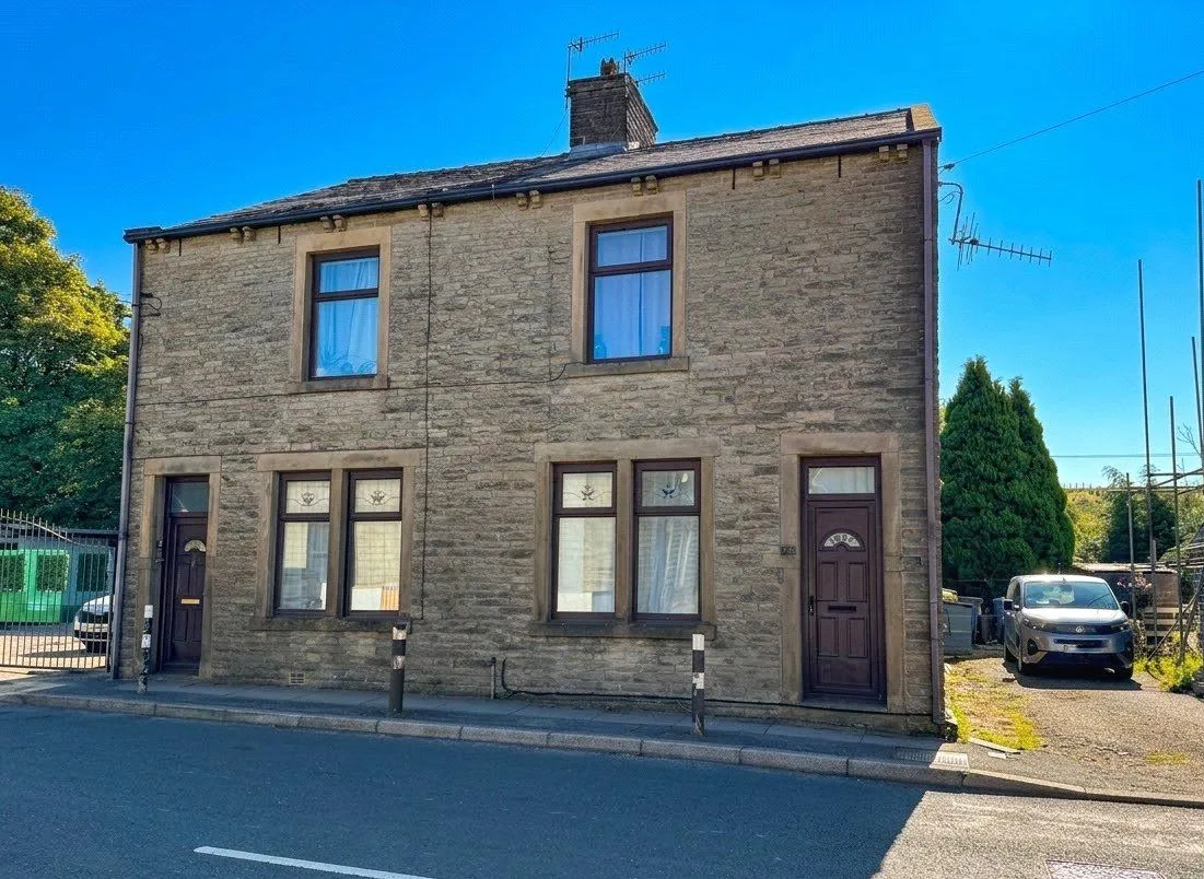 2 bed house for sale, Burnley Road East, Water, BB4