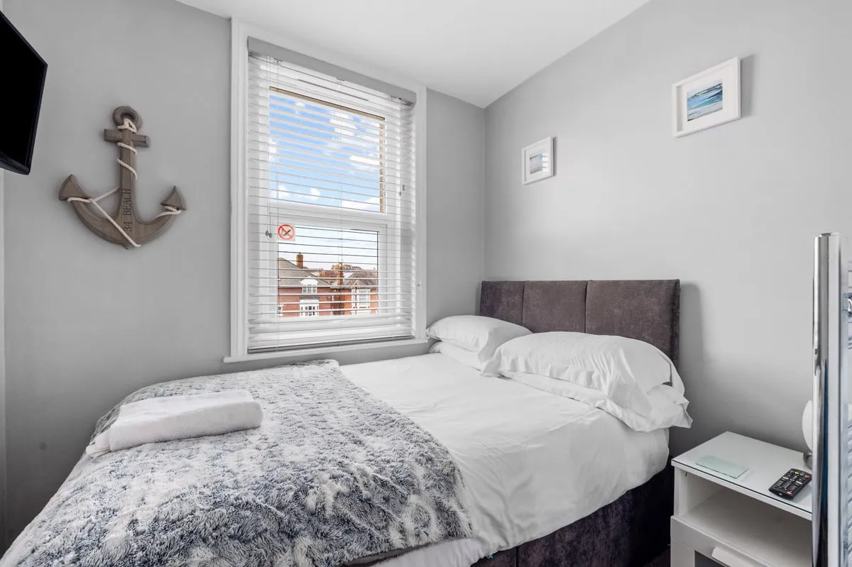 Dorchester Road, Weymouth, DT4, photo 18