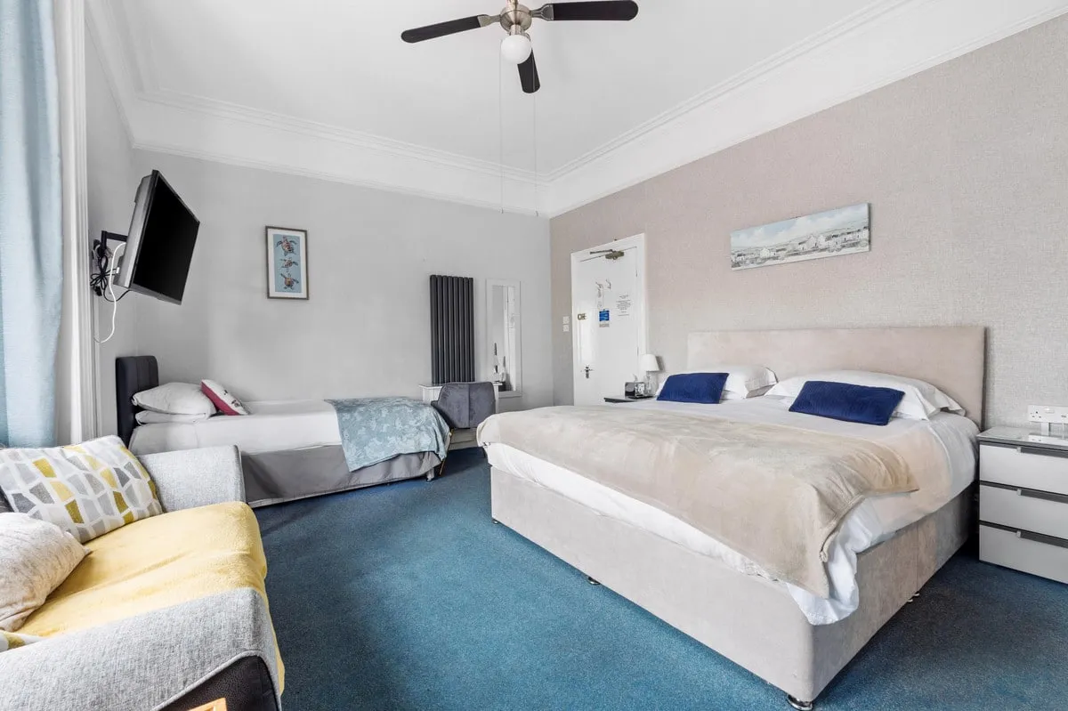 Dorchester Road, Weymouth, DT4, photo 4