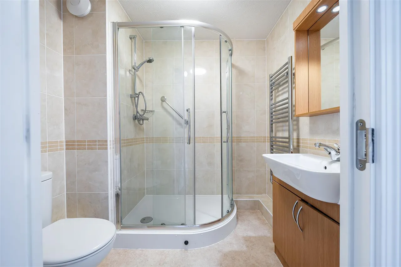 Rock Street, Thornbury, BS35, photo 7