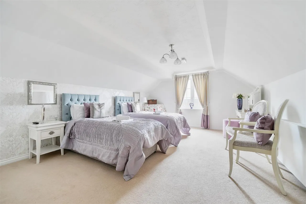 Rock Street, Thornbury, BS35, photo 11