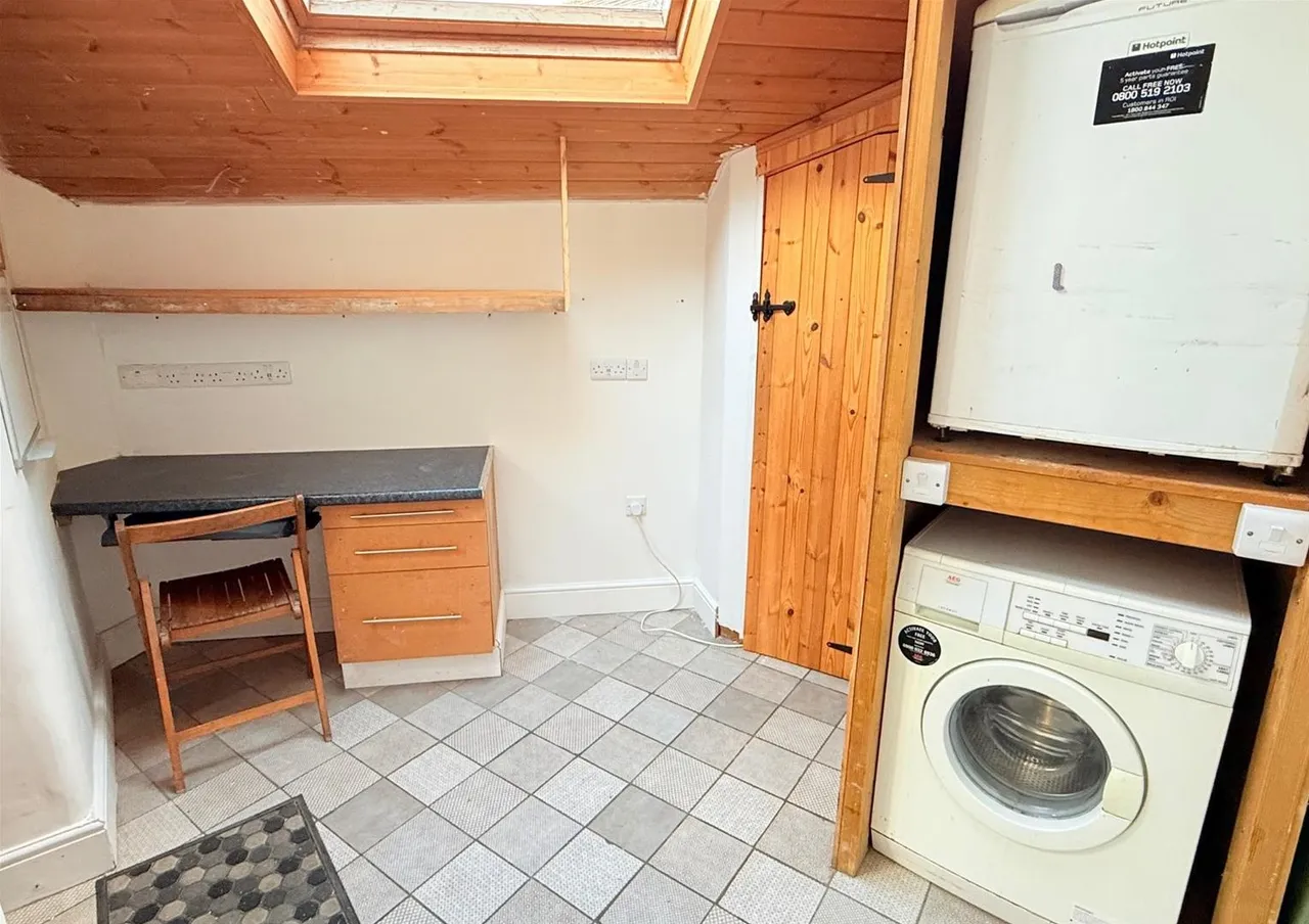 Vallis Road, Frome, Somerset BA11 3EG, photo 7