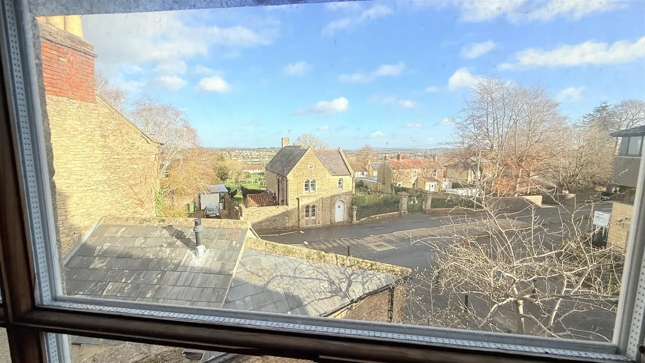 Vallis Road, Frome, Somerset BA11 3EG, photo 18