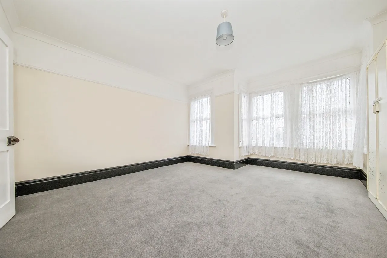 Ellis Road, Clacton-On-Sea, CO15, photo 10