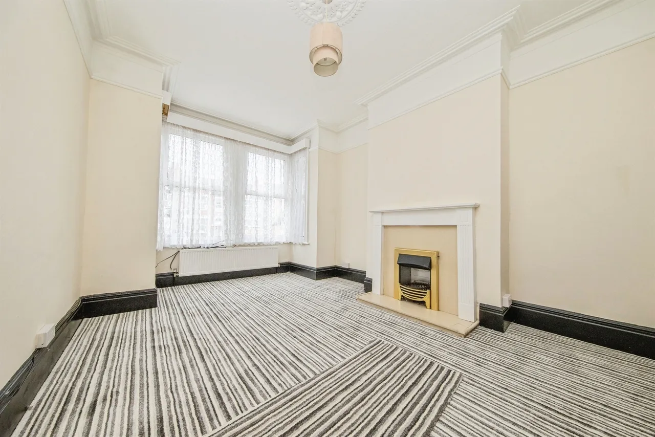 Ellis Road, Clacton-On-Sea, CO15, photo 3
