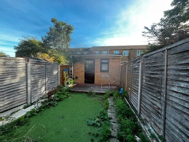 Surman Terrace, Romford, RM1, photo 6