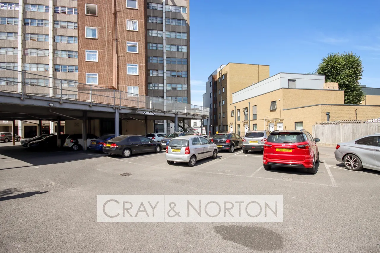 Whitehorse Road, Croydon, CR0 2AX, photo 12