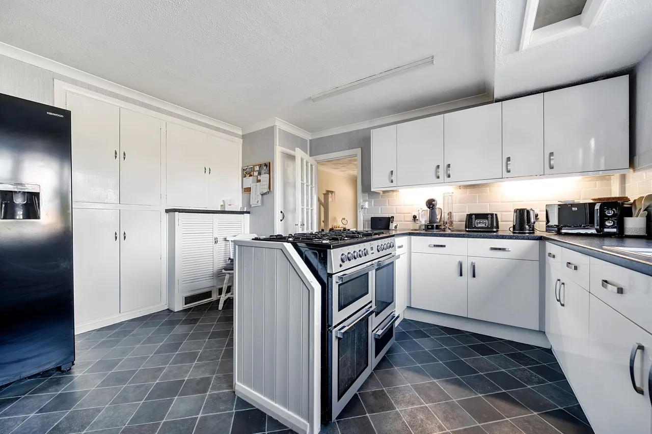 Clayton Road, Selsey, PO20, photo 8