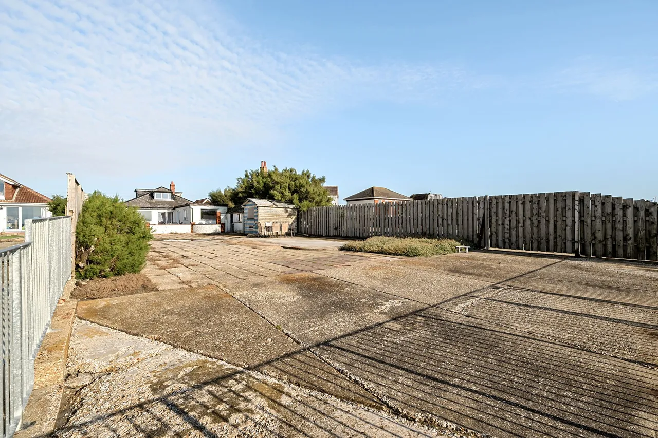 Clayton Road, Selsey, PO20, photo 19