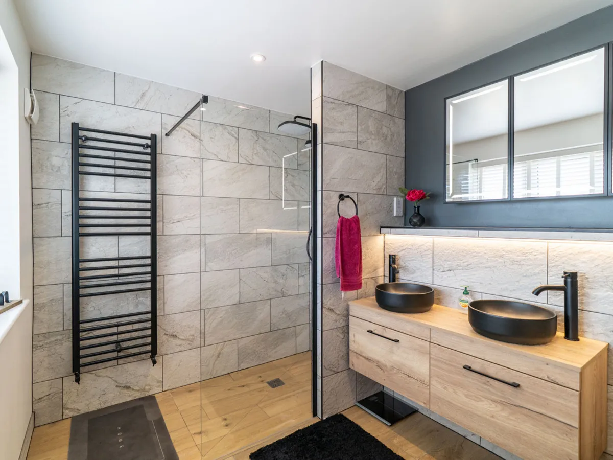 Chequers Lane, RG27, photo 15