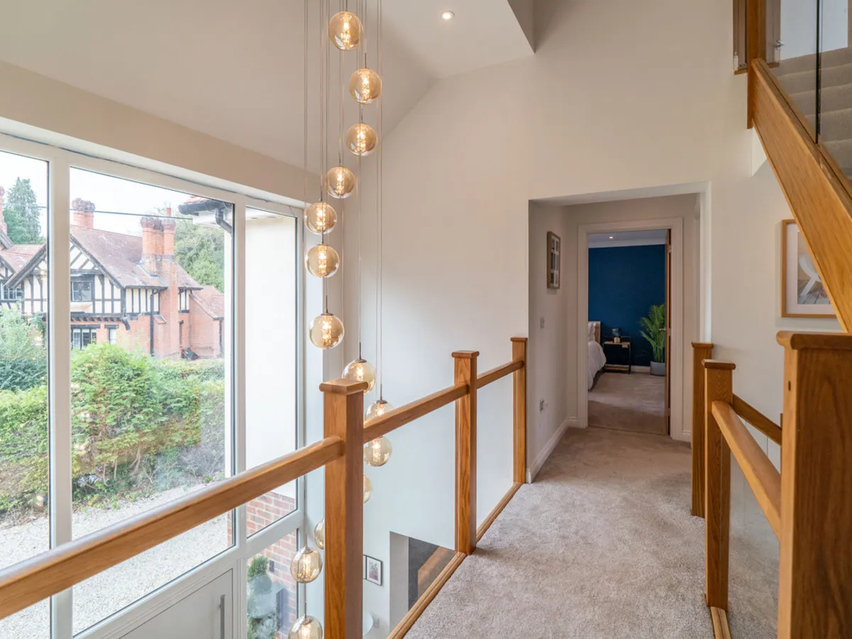 Chequers Lane, RG27, photo 21