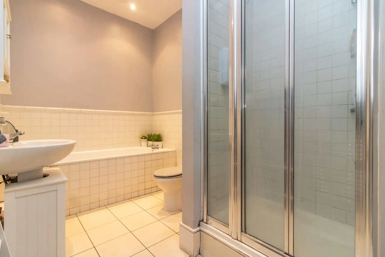 Flat 6, Stibbe Lofts, Leicester, 11 Newarke Street, LE1 5SN, photo 7