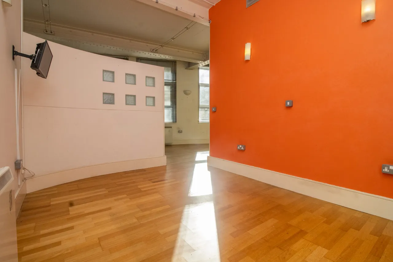 Flat 6, Stibbe Lofts, Leicester, 11 Newarke Street, LE1 5SN, photo 10