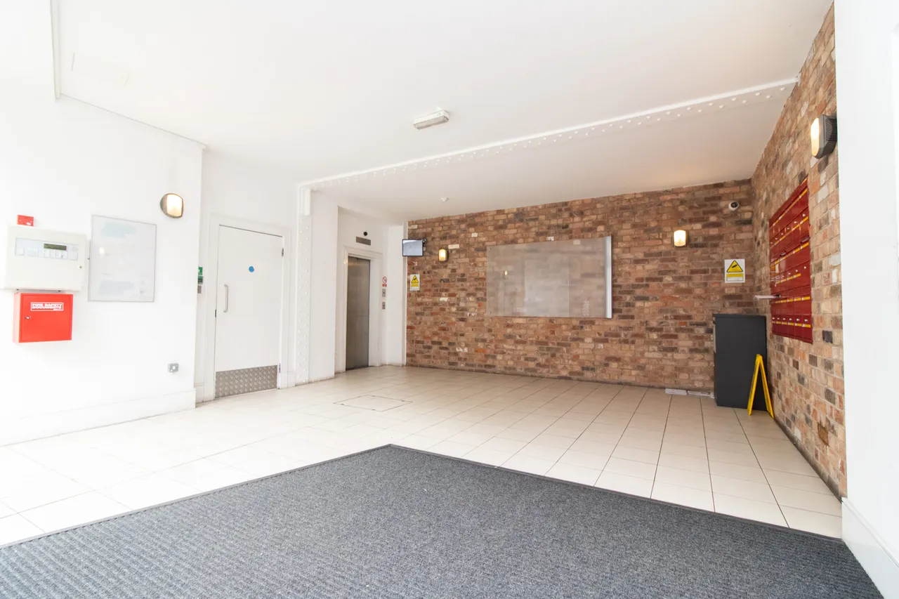Flat 6, Stibbe Lofts, Leicester, 11 Newarke Street, LE1 5SN, photo 8