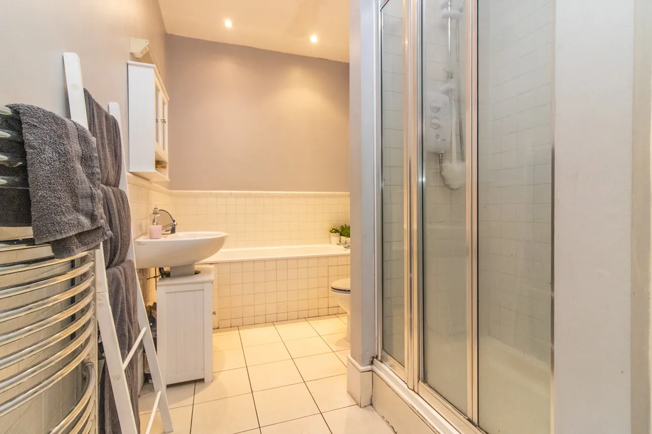 Flat 6, Stibbe Lofts, Leicester, 11 Newarke Street, LE1 5SN, photo 6
