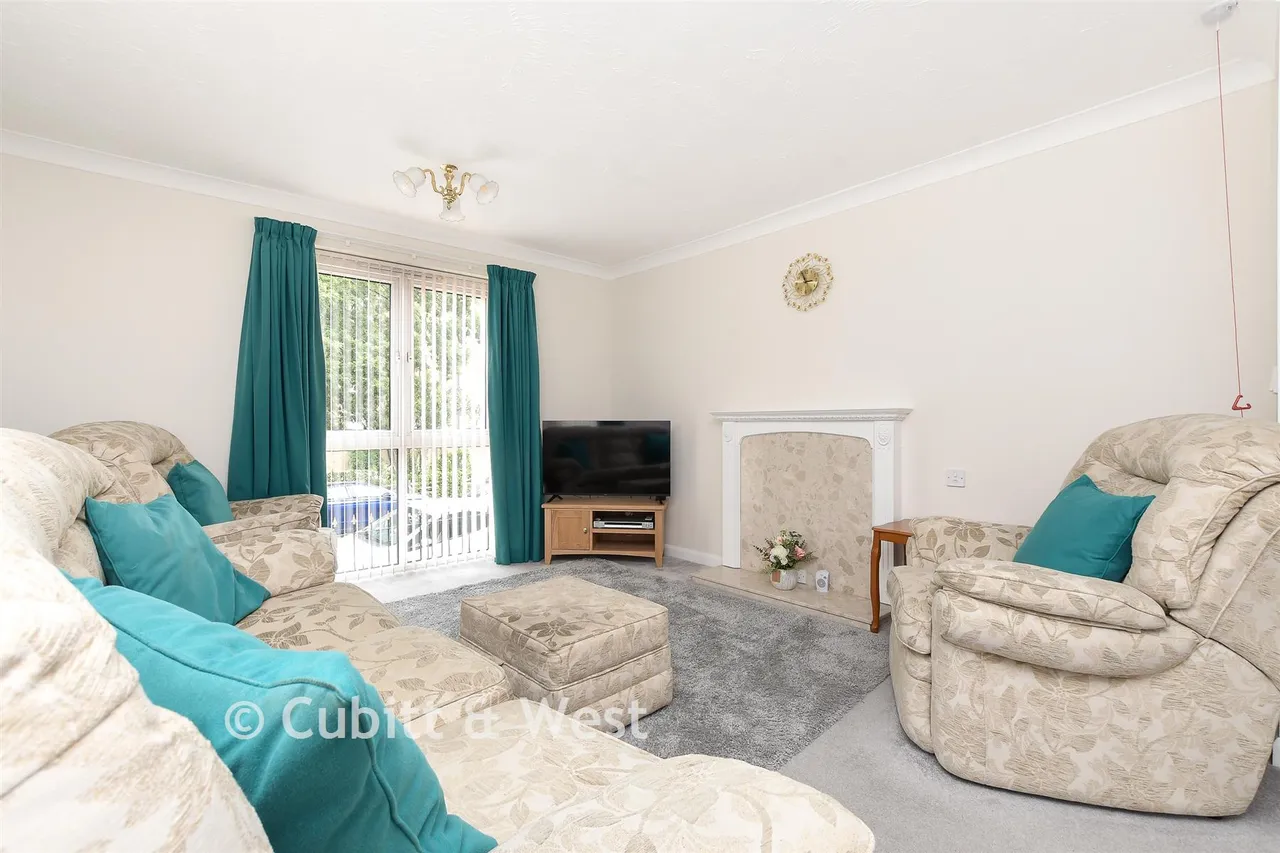 Cranley Gardens, Wallington, SM6, photo 2