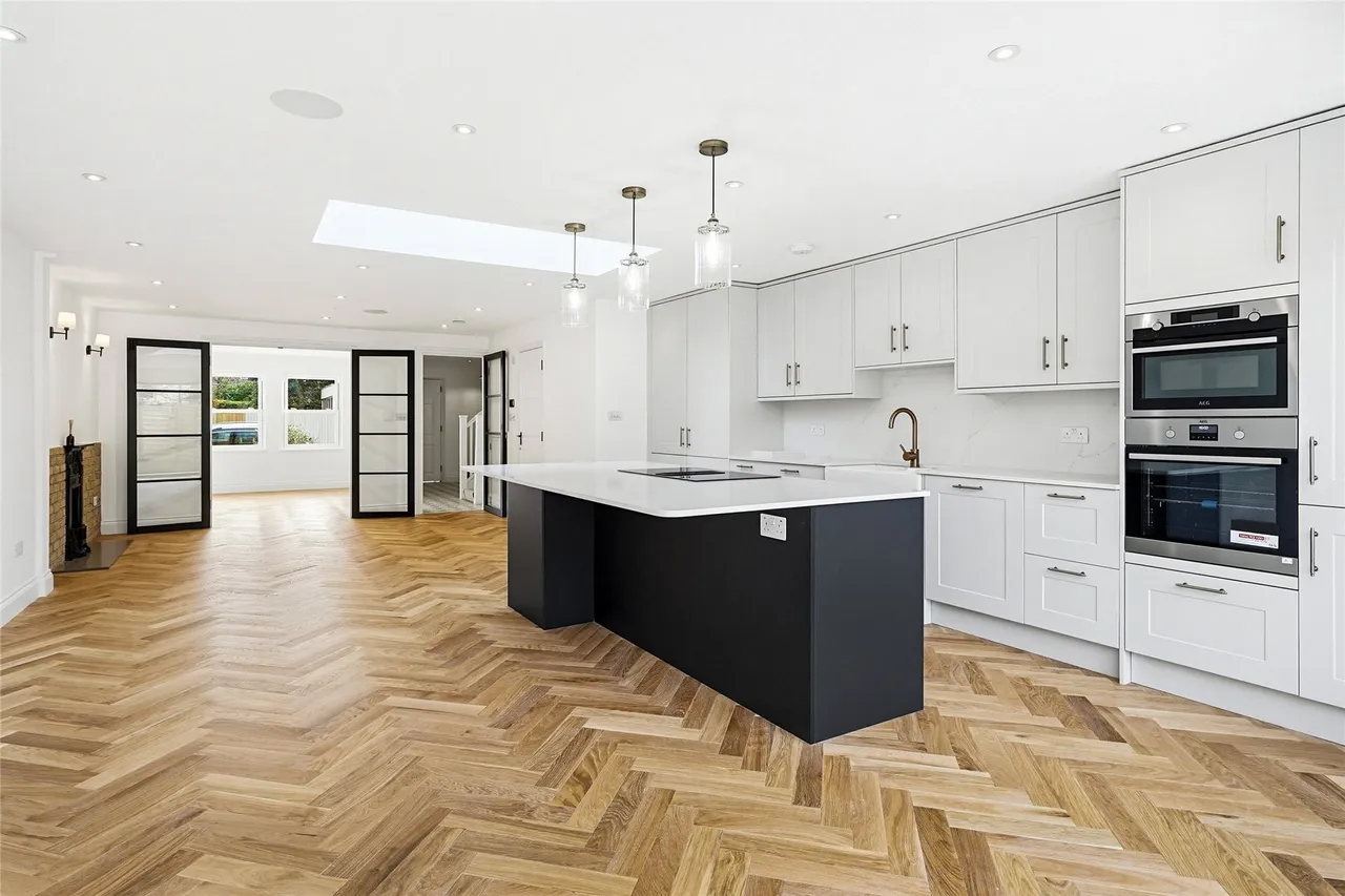 Cecil Road, London, SW19, photo 14