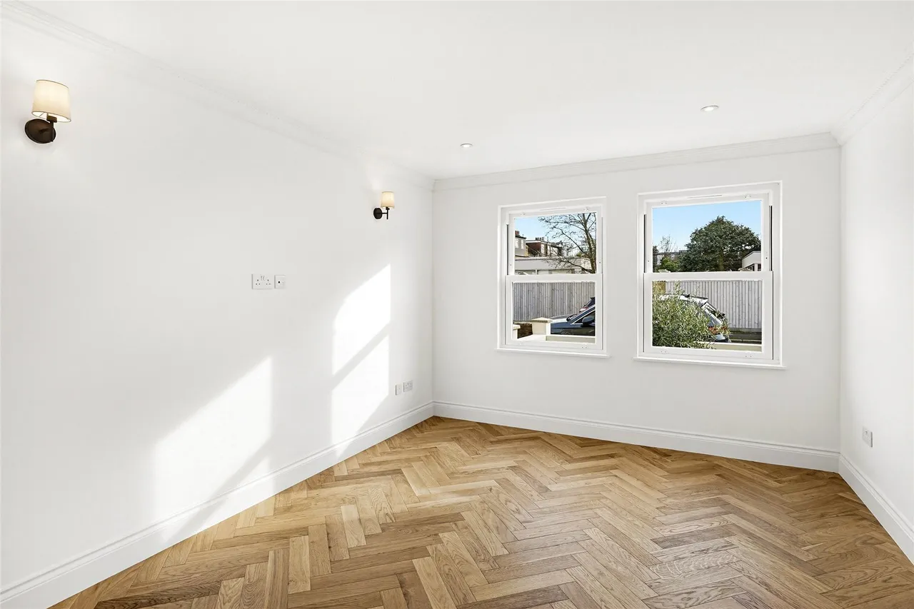Cecil Road, London, SW19, photo 11