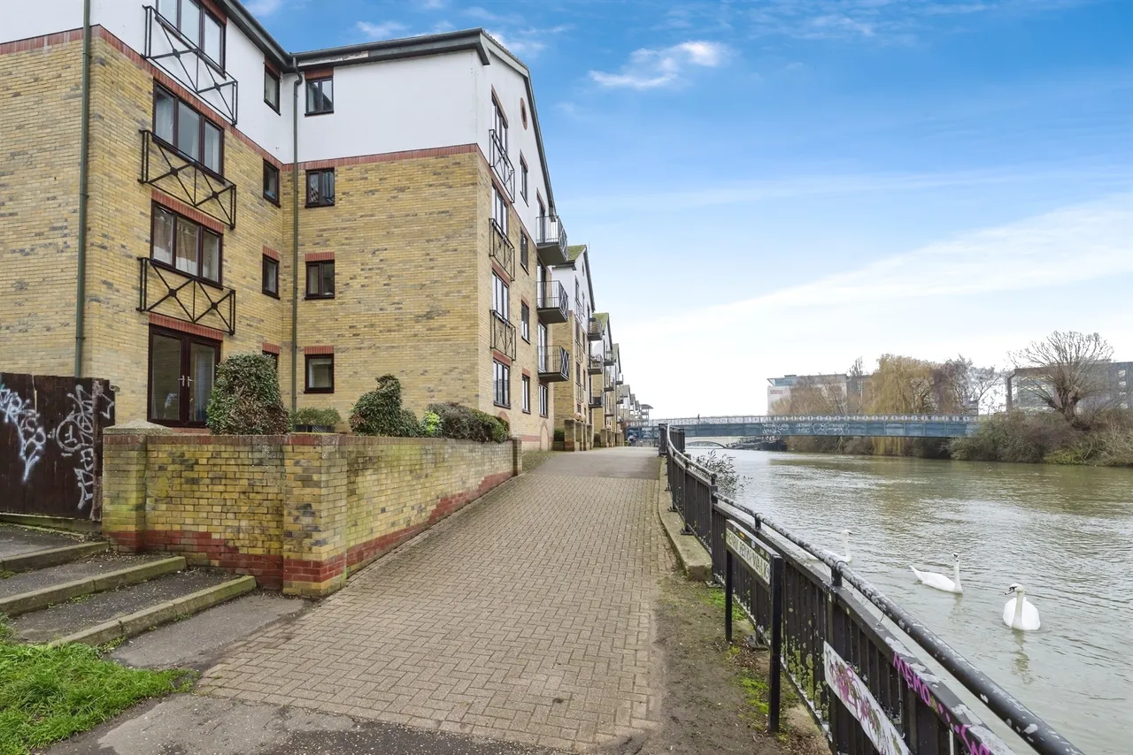Viersen Platz, Peterborough, PE1, photo 13