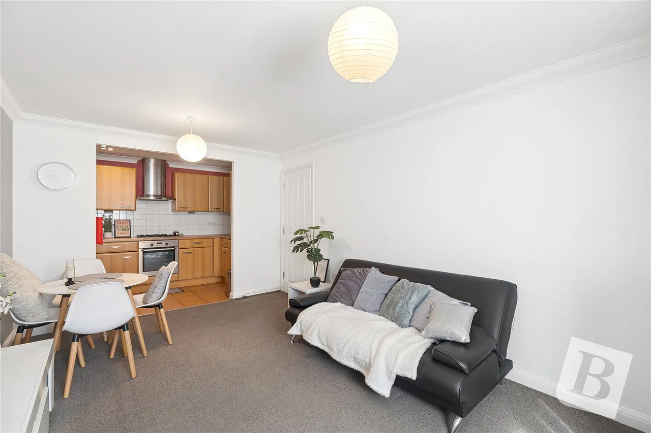 London Road, Romford, RM7, photo 7