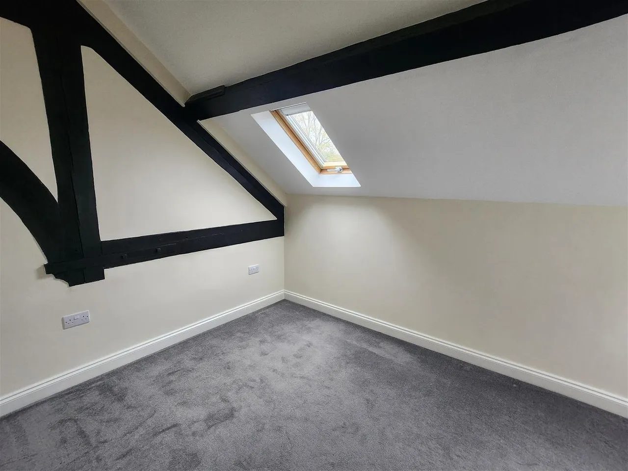 St Johns Mews, Cinderford, GL14, photo 8