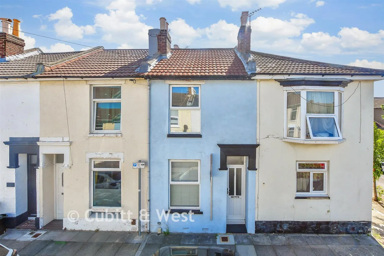 2 bed house for sale, Trevor Road, Southsea, PO4