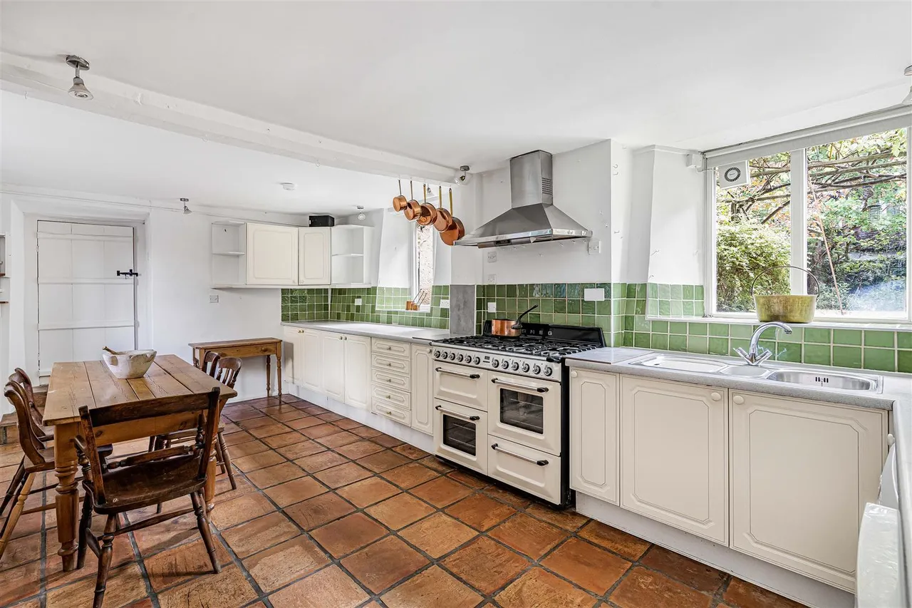 Kings End, Bicester, photo 44
