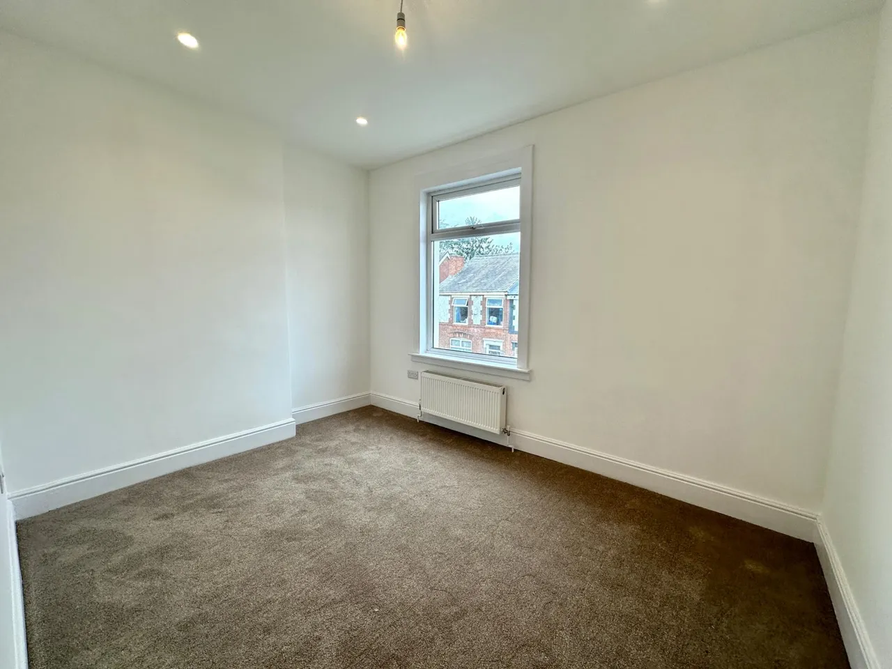 Vicarage Road, Sandwell, Wednesbury, WS10, photo 11