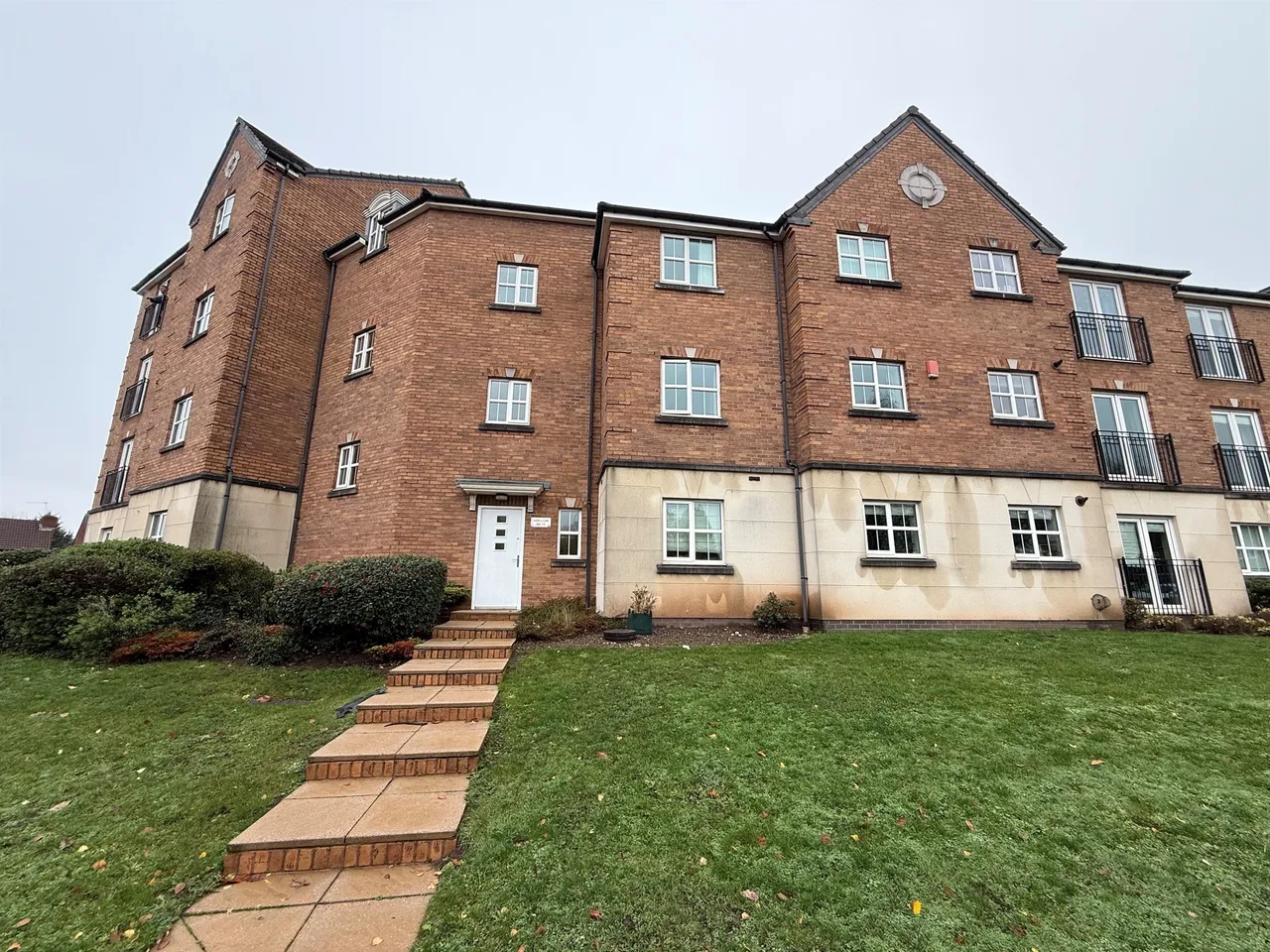 2 bed flat for sale — Hamstead Road, Great Barr, Birmingham