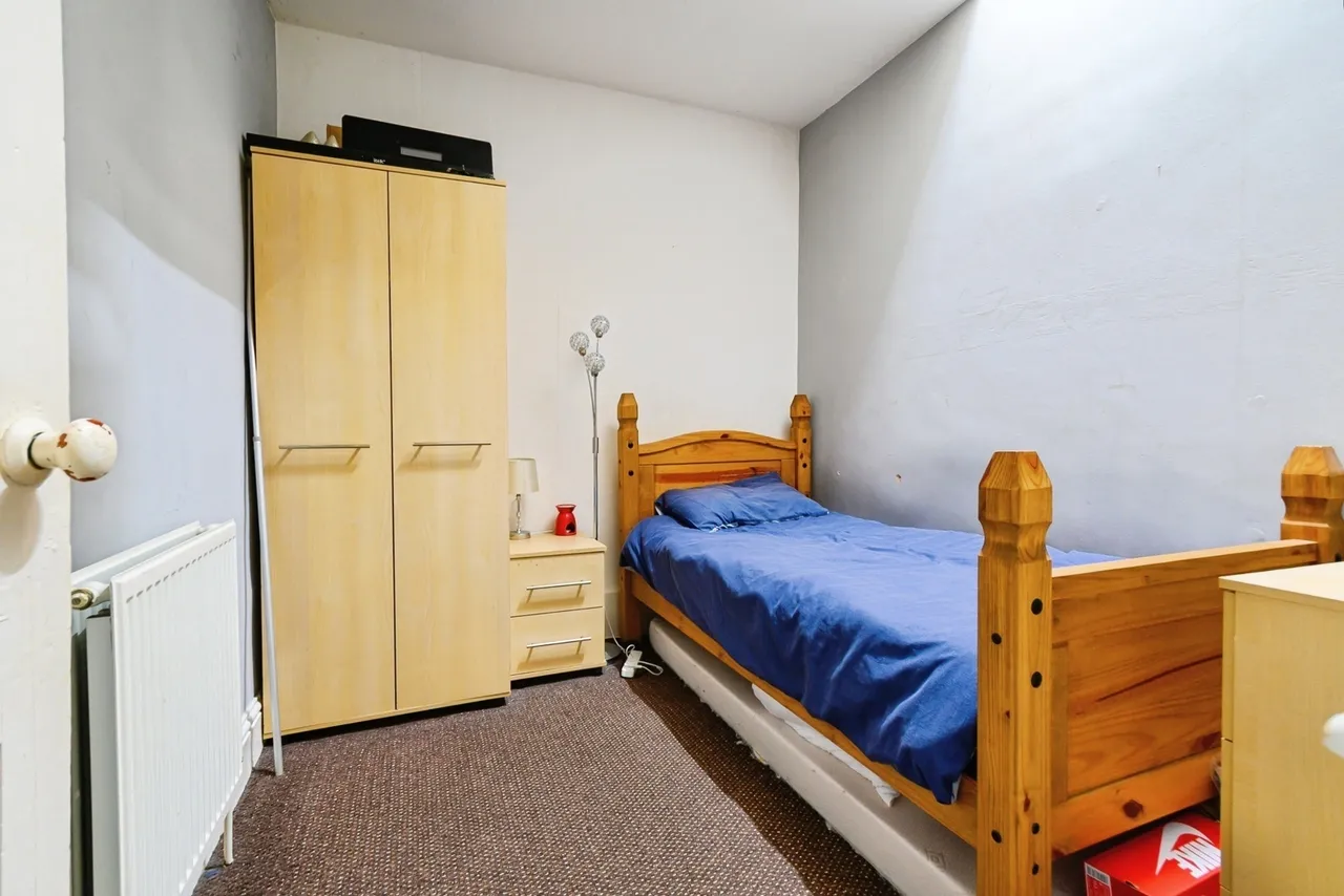 Ash Grove, Bolton, BL1, photo 13